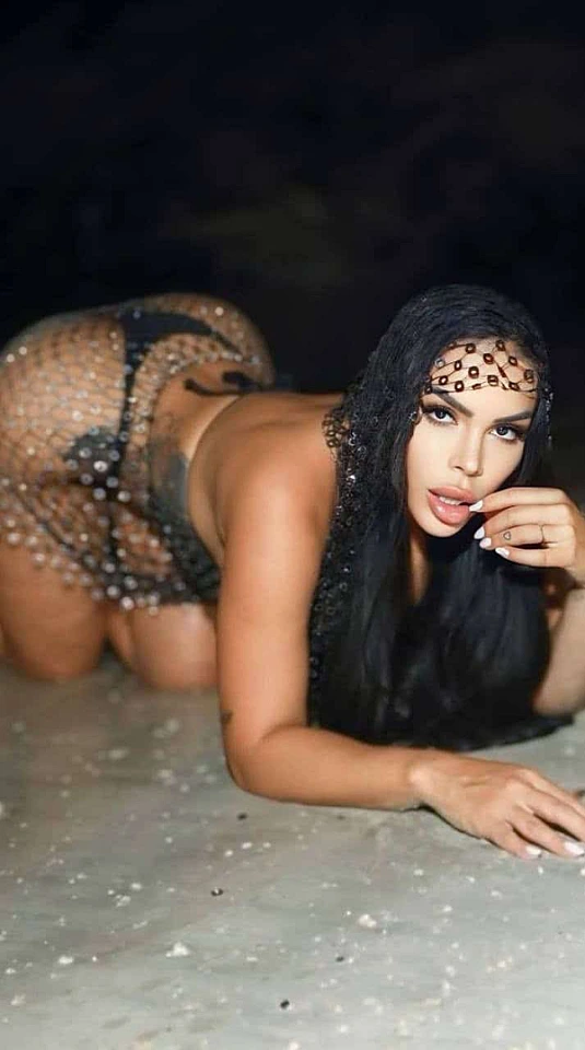 Manu — Photo 4
